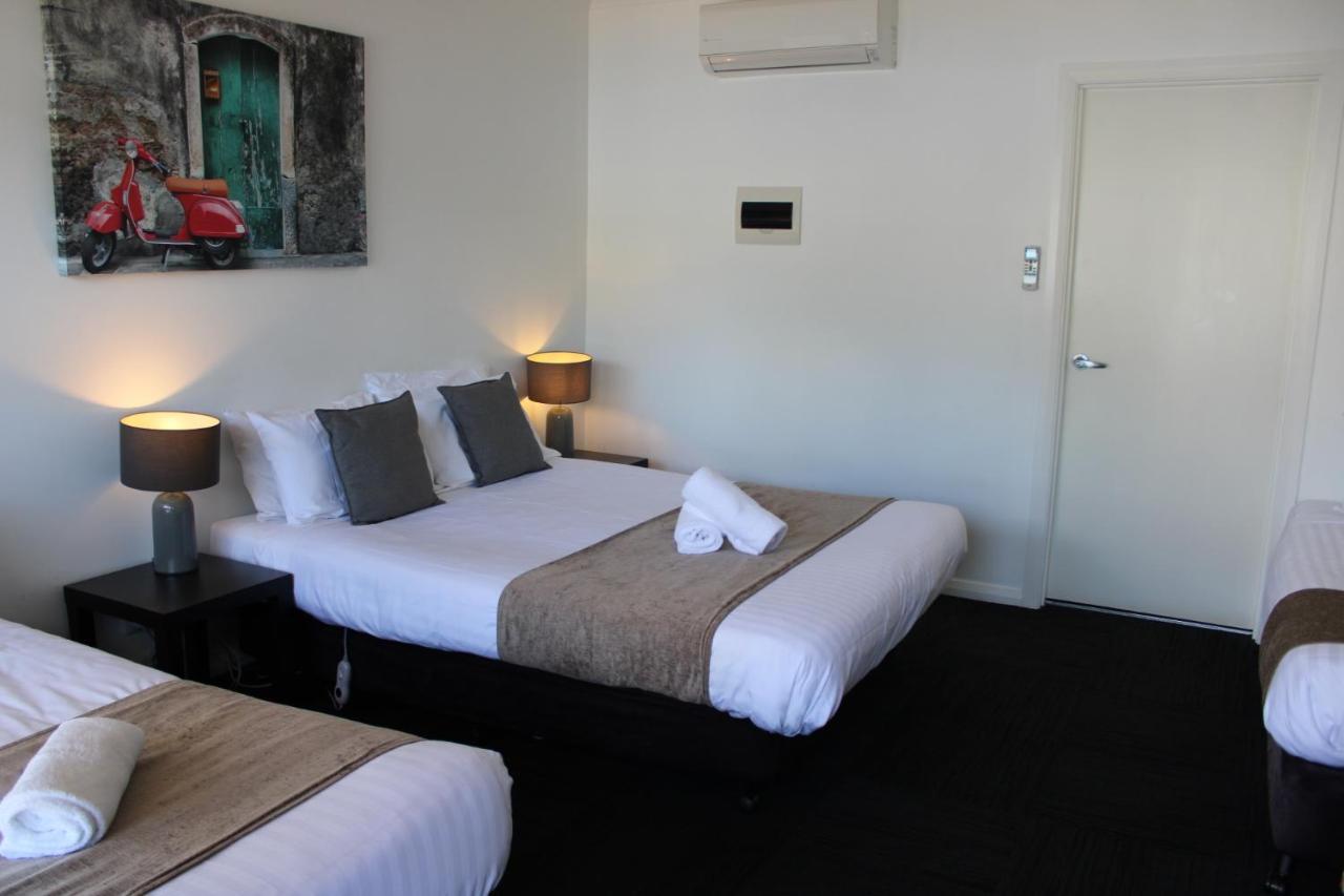 Alpine Hotel Bright Buitenkant foto