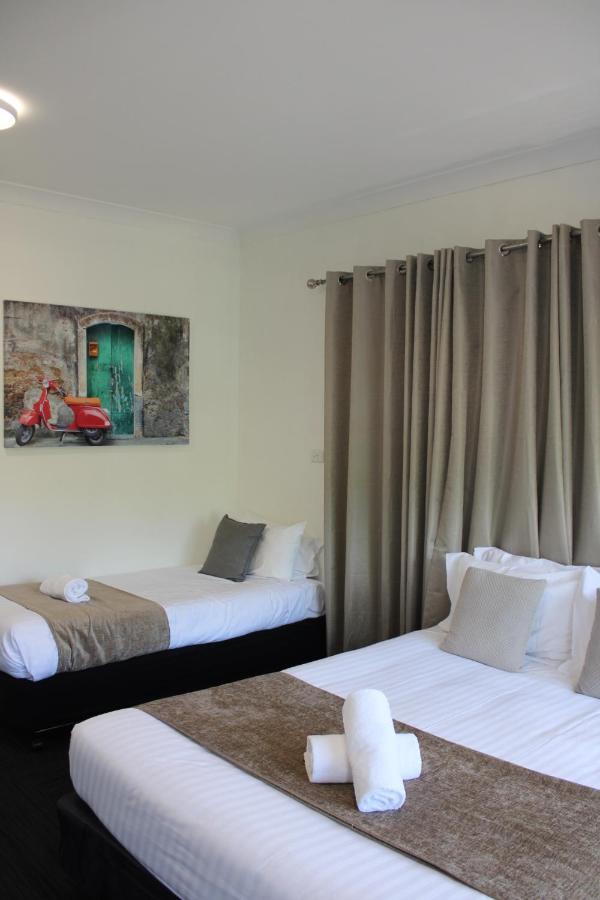 Alpine Hotel Bright Buitenkant foto